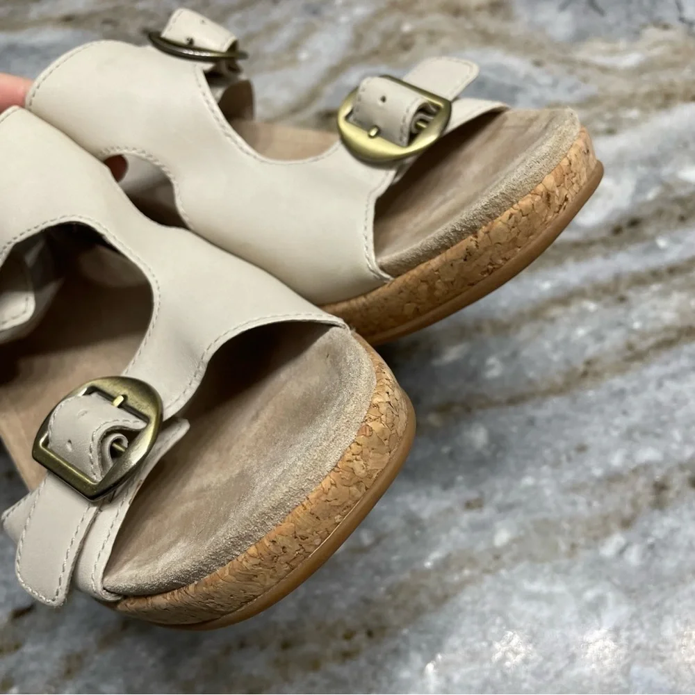 Dansko Carla Ivory Cream Buckled Wedge Sandals EU 40